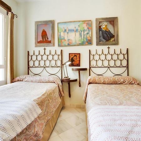 Belvilla By Oyo Apartment In San Roque Cadiz โซโตกรันเด ภายนอก รูปภาพ